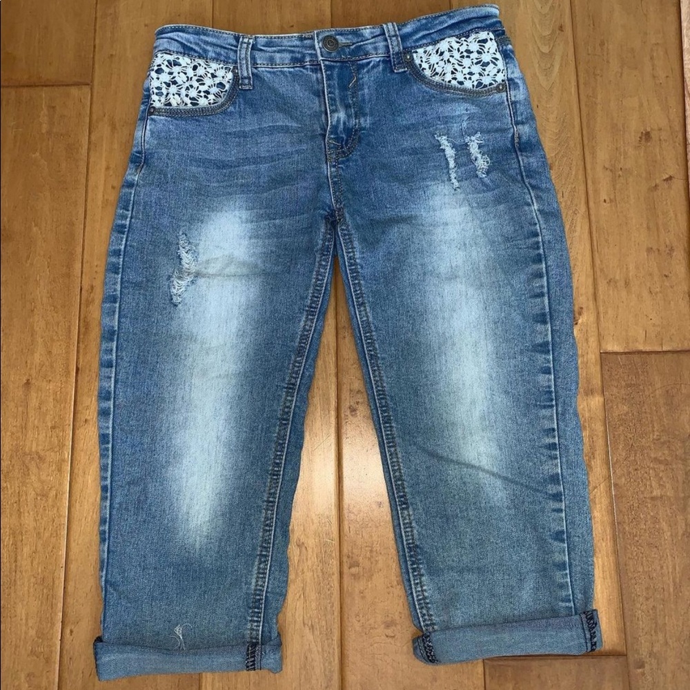 Capri Jeans